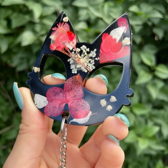 Handmade Resin Safety Keychain! - Picture 2 of 2